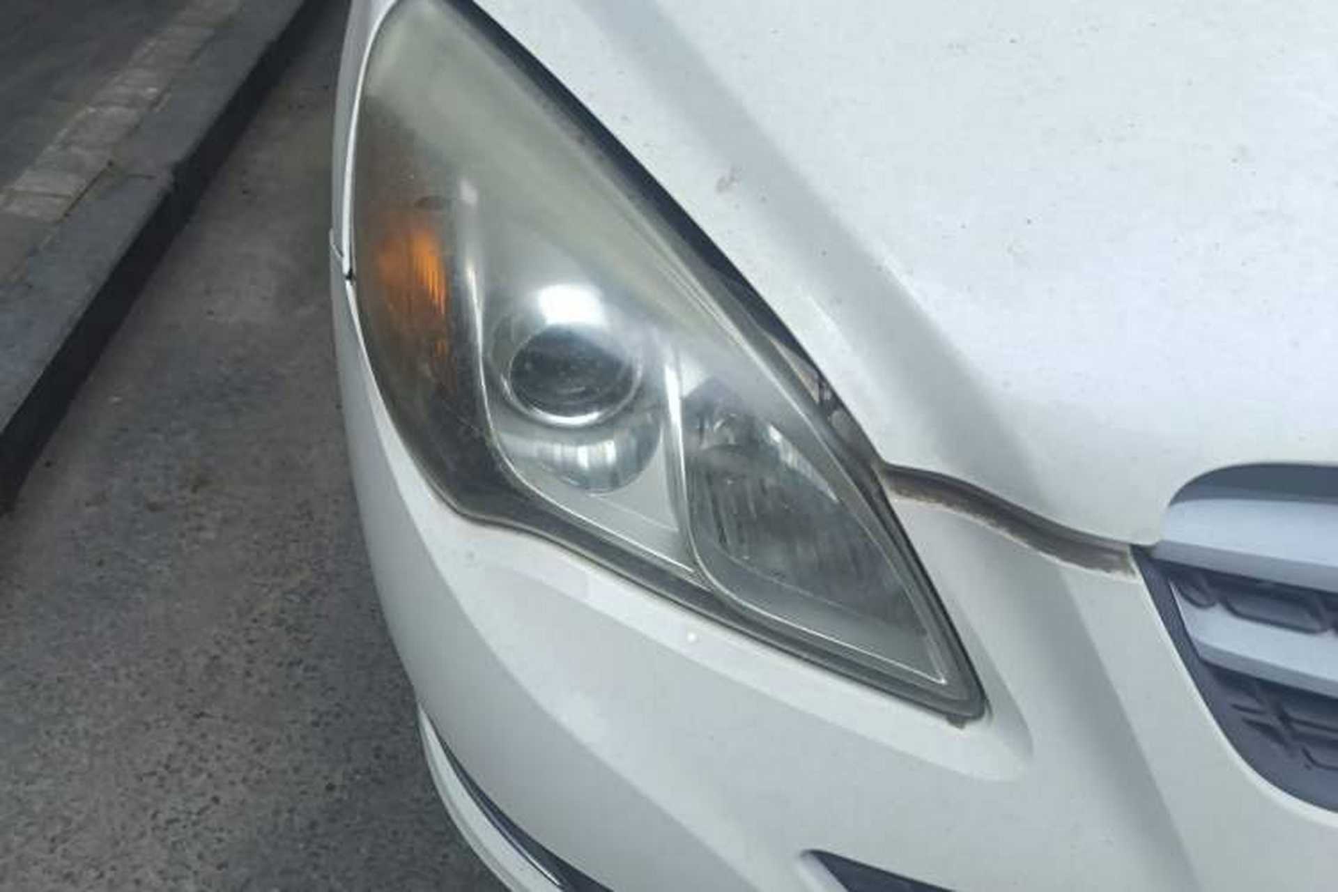 Used BAIC E Series 2013 Hatchback 1.5L Automatic Lotte Edition Right Front Headlight