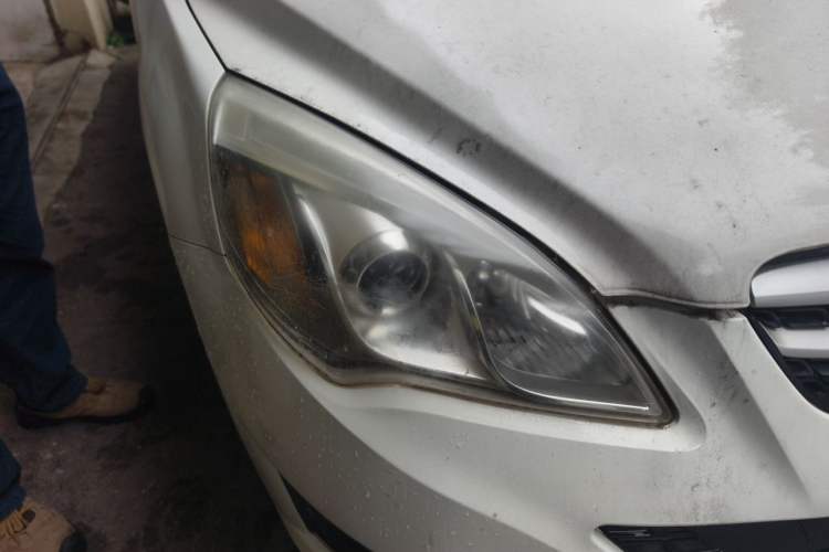Used BAIC E Series 2013 Sedan 1.5L Automatic Leshang Edition Right Front Headlight