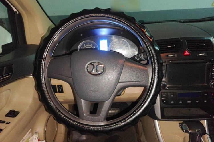Used BAIC E Series 2013 Sedan 1.5L Automatic Lotte Edition Steering Wheel