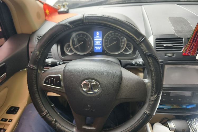 Used BAIC E Series 2013 Sedan 1.5L Automatic Leshang Edition Steering Wheel
