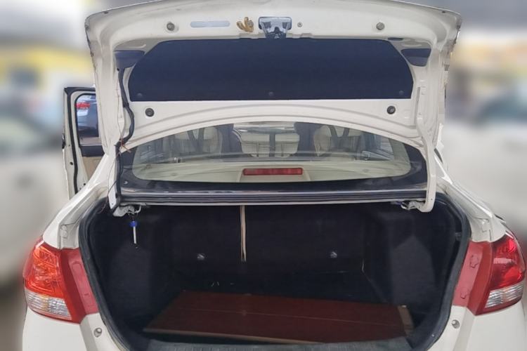 Used BAIC E Series 2013 Sedan 1.5L Automatic Lotte Edition Trunk