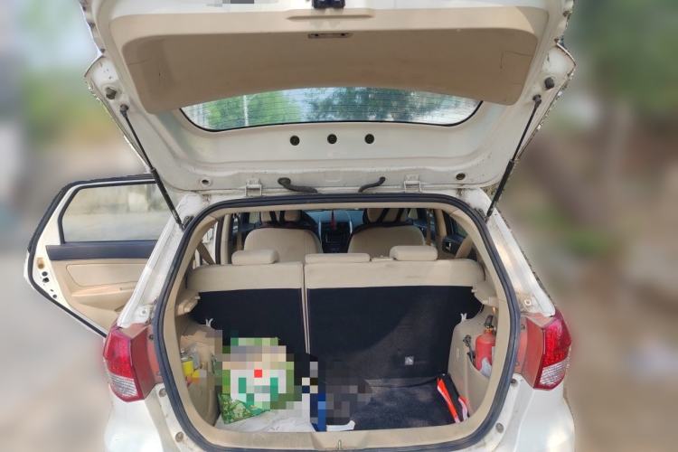 Used BAIC E Series 2013 Hatchback 1.5L Manual Lotte Edition Trunk
