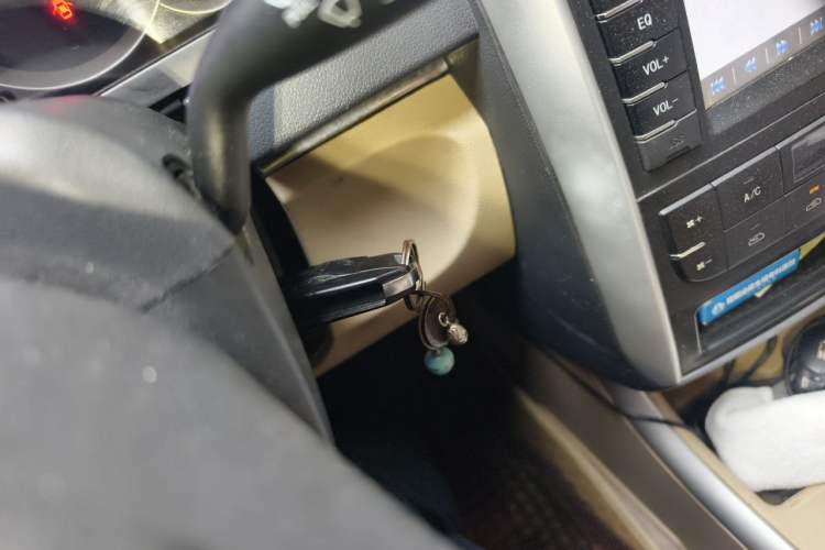 Used BAIC E Series 2013 Sedan 1.5L Automatic Leshang Edition Vehicle Key