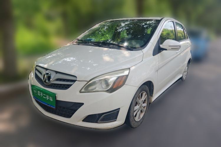 Używany BAIC E Series 2013 Hatchback 1.5L Manual Lotte Edition Guazi used car, China used car export, Used car for sale, Used cars, Cheapest cars for sale