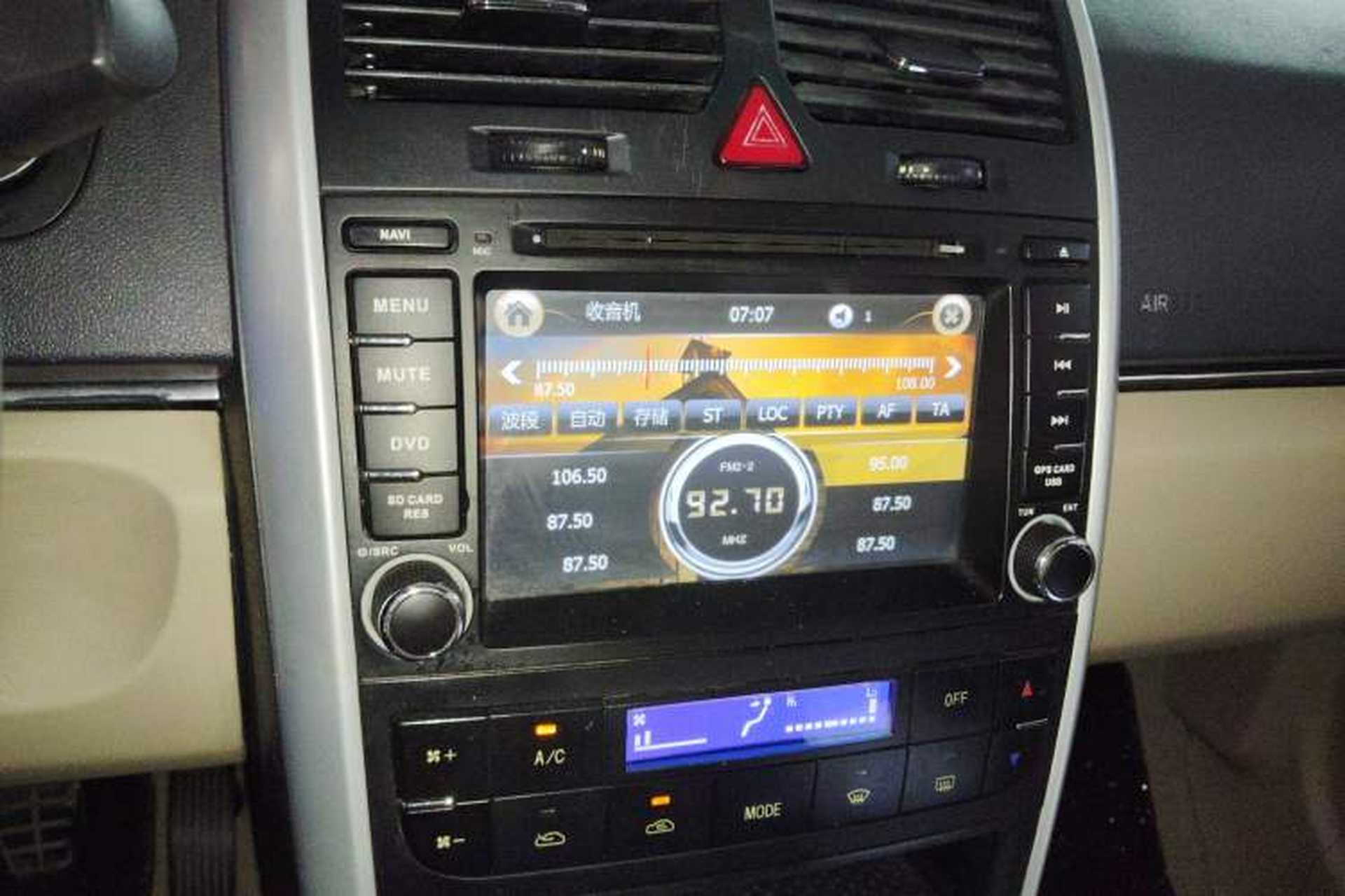 Used BAIC E Series 2013 Sedan 1.5L Manual Lotte Edition Audio And AC Panel