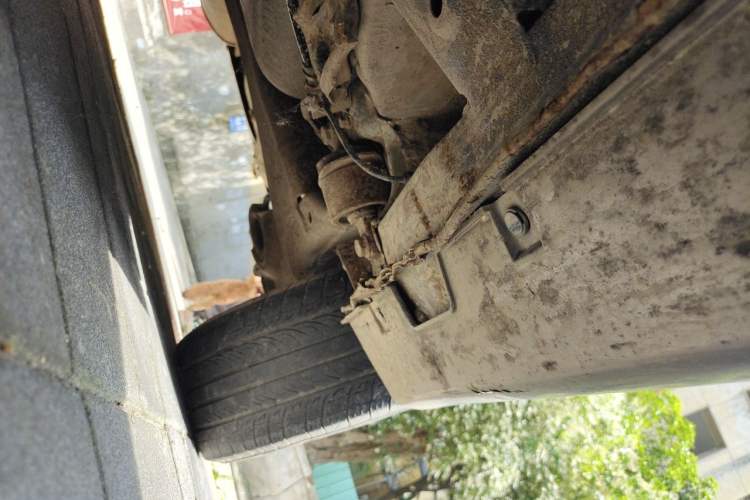 Used BAIC E Series 2013 Sedan 1.5L Manual Leshang Version Chassis Rear Left