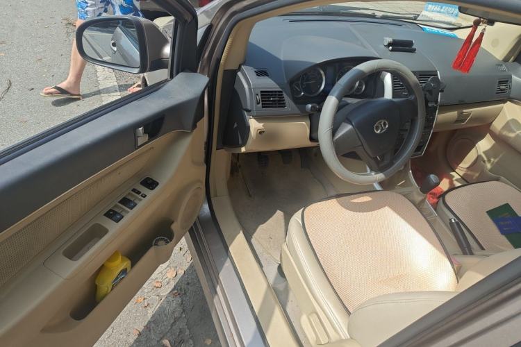 Used BAIC E Series 2013 Sedan 1.3L Manual Lotte Edition Driver Seat