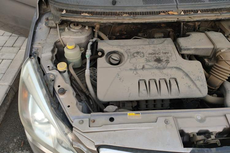 Used BAIC E Series 2013 Hatchback 1.5L Automatic Lotte Edition Engine Bay Right