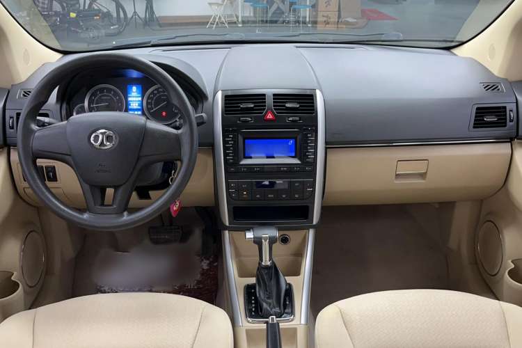 Used BAIC E Series 2013 Sedan 1.5L Automatic Lotte Edition Interior 3