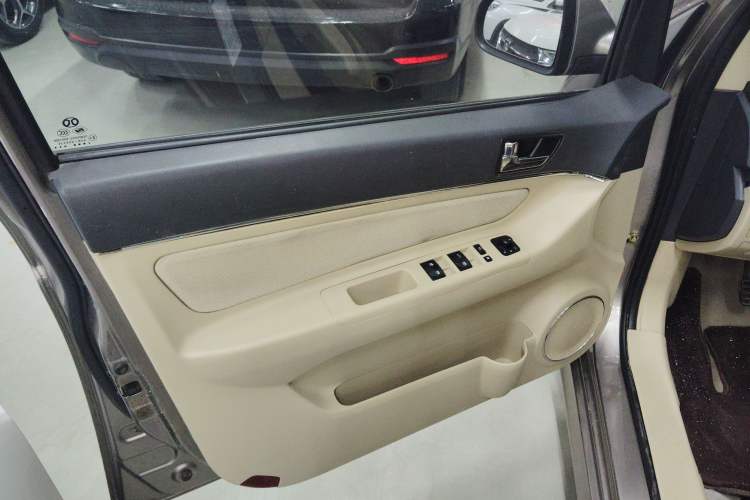 Used BAIC E Series 2013 Sedan 1.5L Manual Lotte Edition Left Front Door Interior