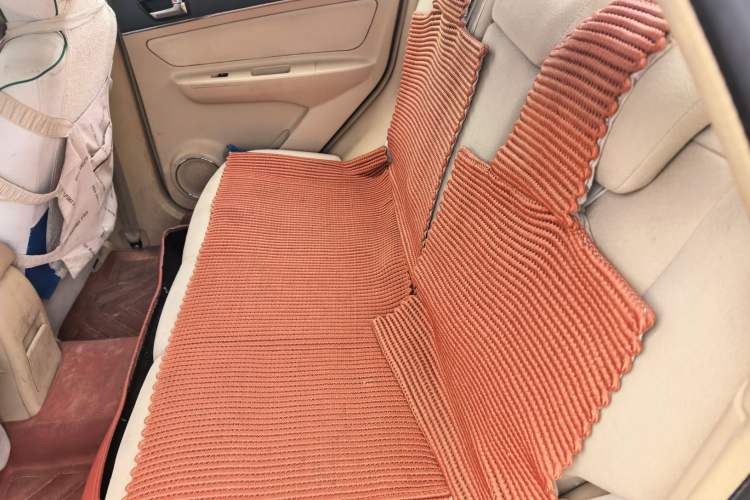 Used BAIC E Series 2013 Sedan 1.3L Manual Special Offer Edition Left Rear Seat