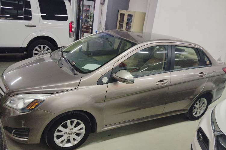 Used BAIC E Series 2013 Sedan 1.5L Manual Lotte Edition Left Side