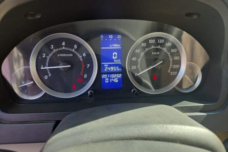 Used BAIC E Series 2013 Sedan 1.5L Manual Lotte Edition Odometer Close Up