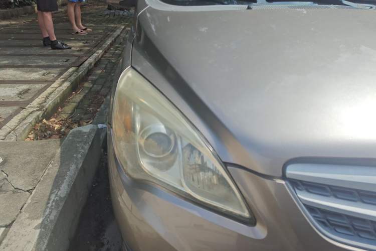 Used BAIC E Series 2013 Sedan 1.3L Manual Lotte Edition Right Front Headlight