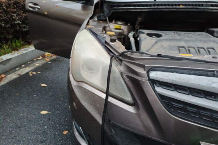 Used BAIC E Series 2013 Sedan 1.3L Manual Lotte Edition Right Front Headlight