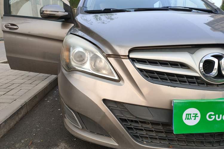 Used BAIC E Series 2013 Hatchback 1.5L Automatic Lotte Edition Right Front Headlight