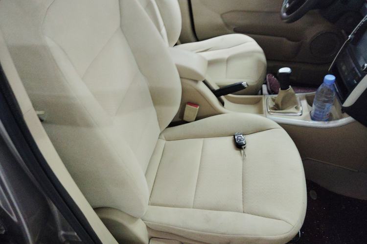 Used BAIC E Series 2013 Sedan 1.5L Manual Lotte Edition Right Front Seat