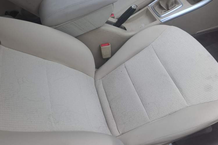 Used BAIC E Series 2013 Sedan 1.3L Manual Lotte Edition Right Front Seat