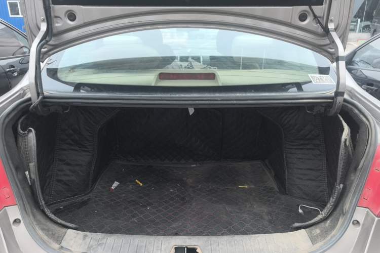 Used BAIC E Series 2013 Sedan 1.3L Manual Lotte Edition Trunk