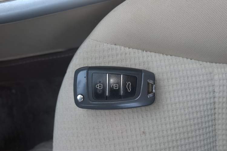 Used BAIC E Series 2013 Sedan 1.3L Manual Lotte Edition Vehicle Key