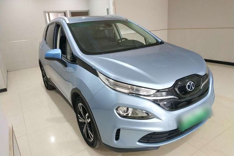 Used BAIC New Energy Beijing EX3 2019 R600 Jingshang Edition Front Right 45 Deg