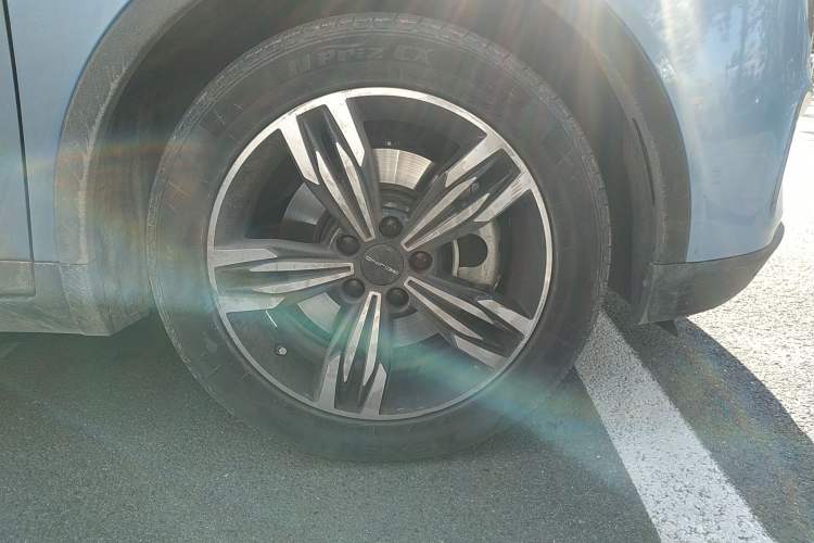 Used BAIC New Energy Beijing EX3 2019 R600 Strong Wind Edition Right Front Wheel Hub