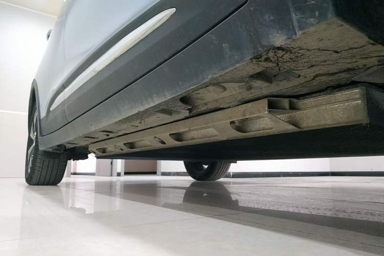 Used BAIC New Energy Beijing EX3 2019 R600 Jingshang Edition Right Side Sill
