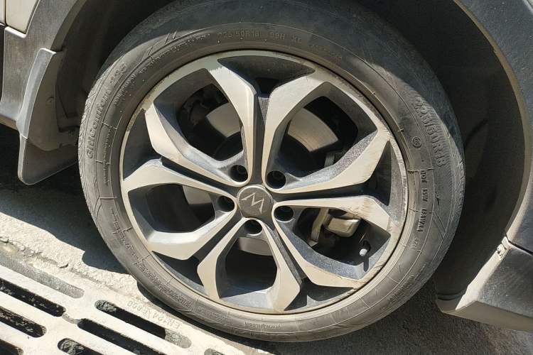 Used BAIC New Energy Beijing EX5 2019 Yuefeng Edition Right Front Wheel Hub