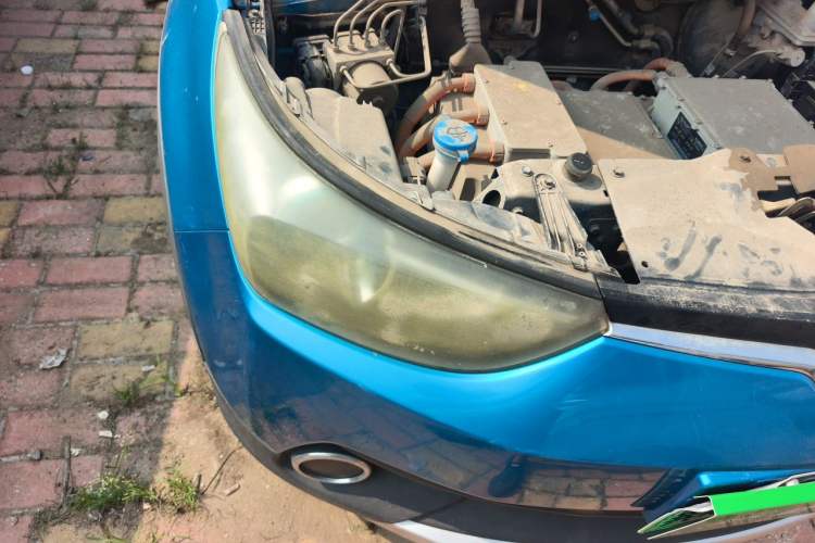 Used BAIC New Energy EC 2017 EC180 Elegant Edition Right Front Headlight