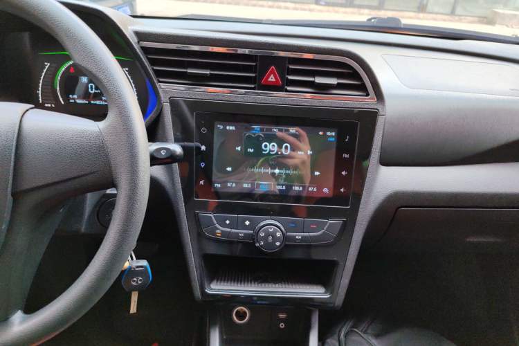 Used BAIC New Energy EC 2017 EC200 Elegant Edition Audio And AC Panel