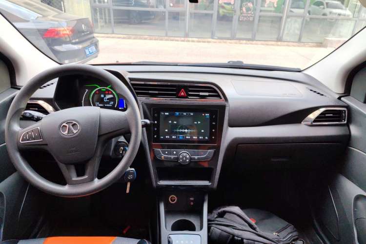 Used BAIC New Energy EC 2017 EC200 Elegant Edition Center Console