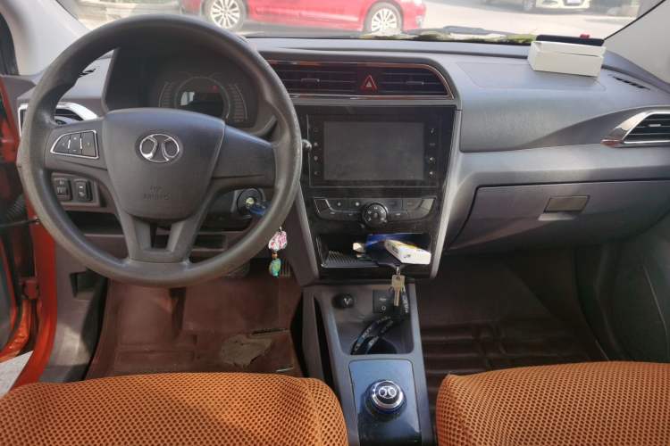 Used BAIC New Energy EC 2017 EC180 Elegant Edition Center Console