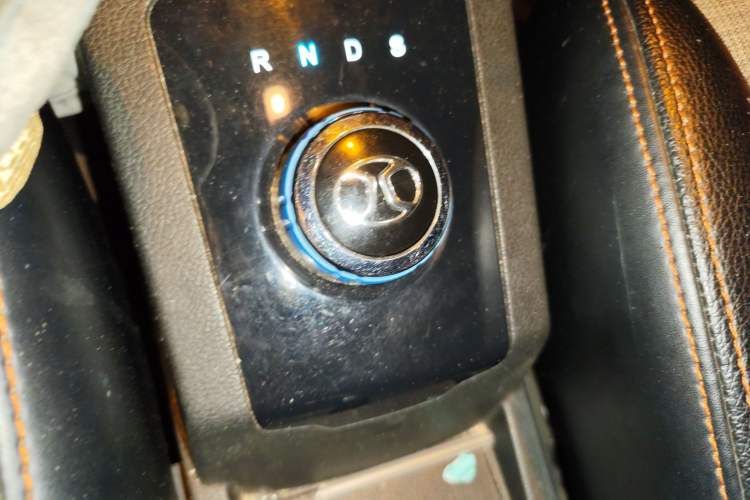Used BAIC New Energy EC 2017 EC180 Dynamic Edition Gear Lever