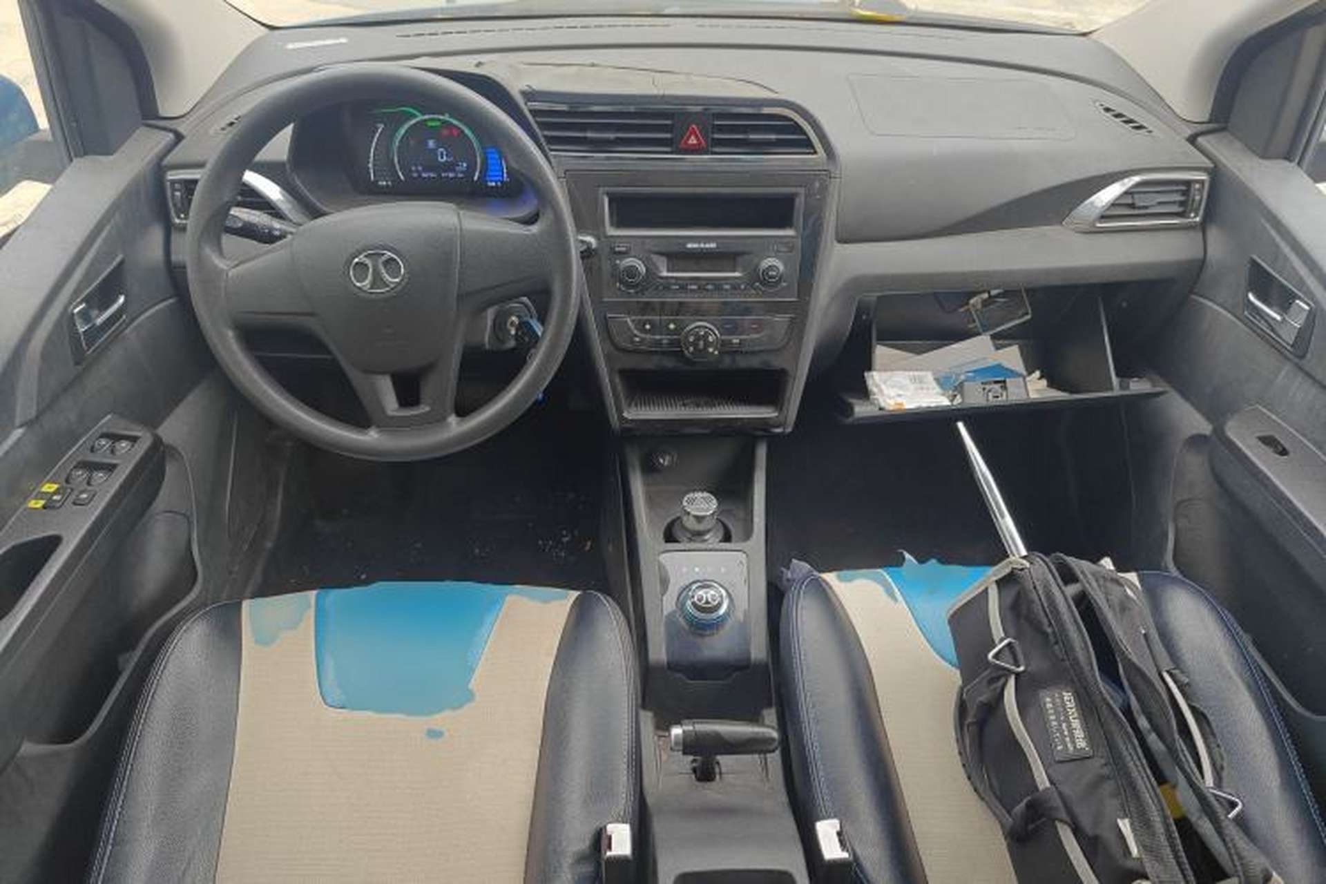 Used BAIC New Energy EC 2017 EC180 Dynamic Edition Center Console