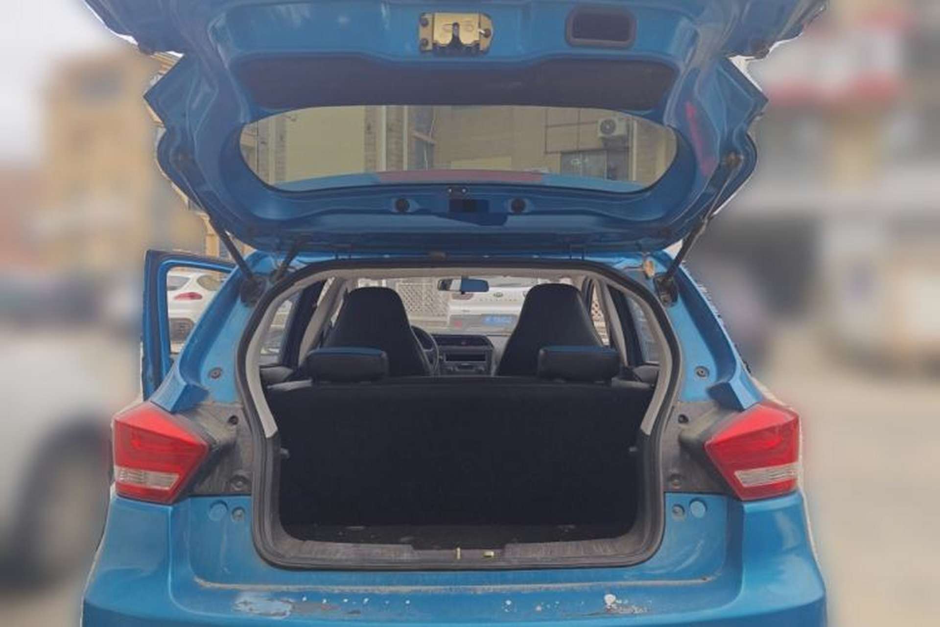 Used BAIC New Energy EC 2017 EC180 Dynamic Edition Trunk