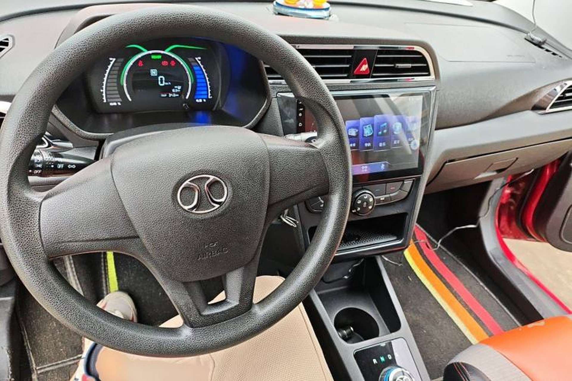 Used BAIC New Energy EC 2017 EC180 Dynamic Edition Center Console