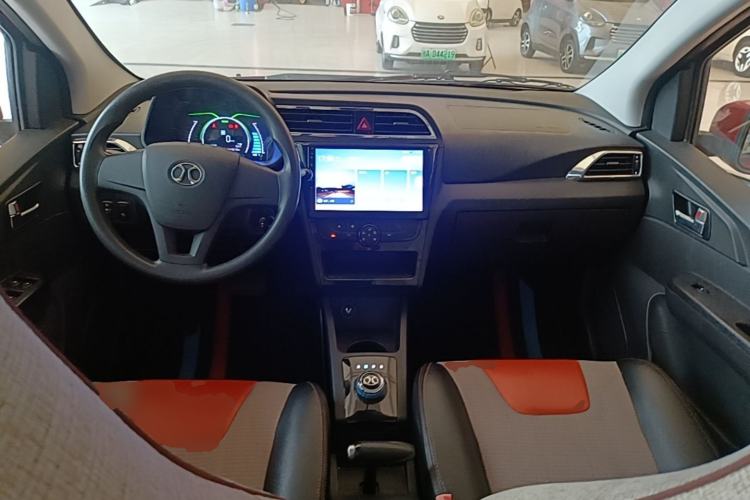 Used BAIC New Energy EC 2017 EC200 Dynamic Edition Center Console