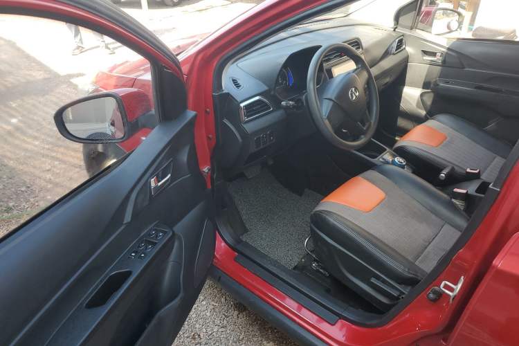 Used BAIC New Energy EC 2017 EC180 Dynamic Edition Driver Seat