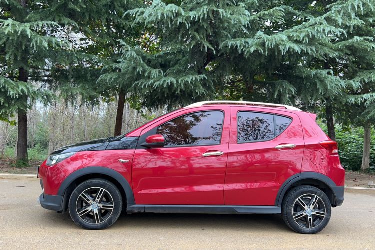 Used BAIC New Energy EC 2017 EC180 Elegant Edition Exterior 1