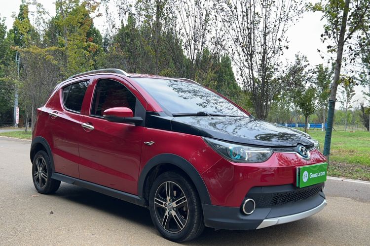 Used BAIC New Energy EC 2017 EC180 Elegant Edition Exterior 4