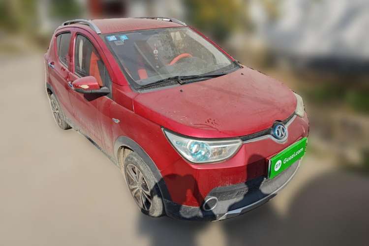 Used BAIC New Energy EC 2017 EC180 Dynamic Edition Front Right 45 Deg