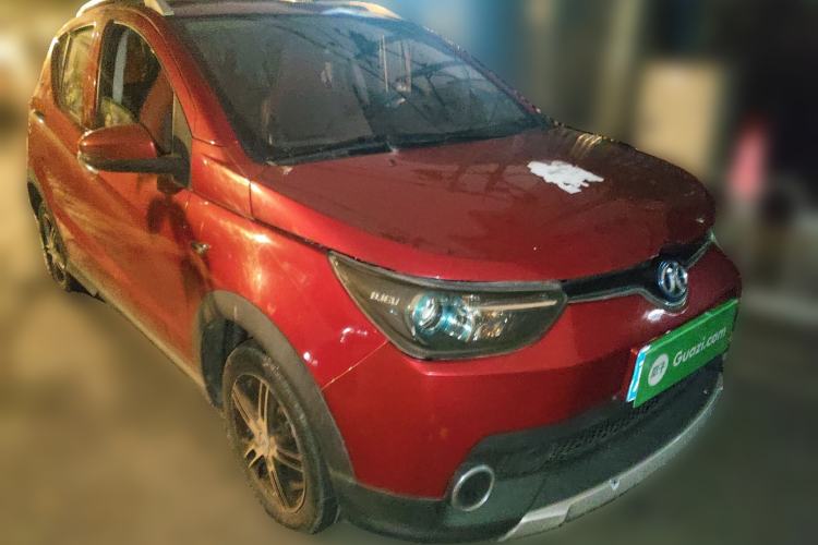 Used BAIC New Energy EC 2017 EC180 Elegant Edition Front Right 45 Deg