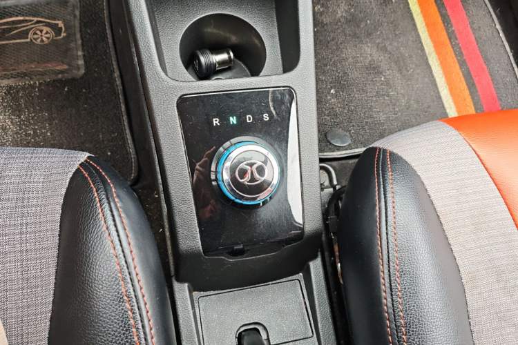 Used BAIC New Energy EC 2017 EC180 Dynamic Edition Gear Lever