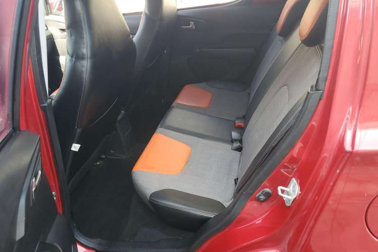 Used BAIC New Energy EC 2017 EC180 Dynamic Edition Left Rear Seat
