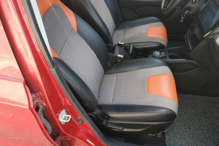Used BAIC New Energy EC 2017 EC180 Dynamic Edition Right Front Seat