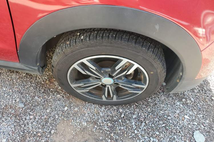 Used BAIC New Energy EC 2017 EC180 Dynamic Edition Right Front Wheel Hub