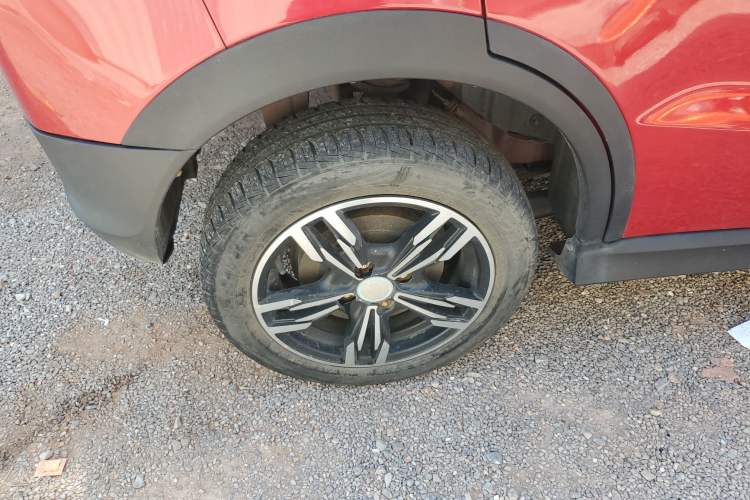 Used BAIC New Energy EC 2017 EC180 Dynamic Edition Right Rear Wheel Hub