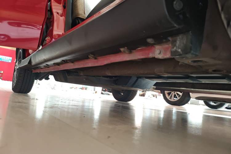 Used BAIC New Energy EC 2017 EC200 Dynamic Edition Right Side Sill