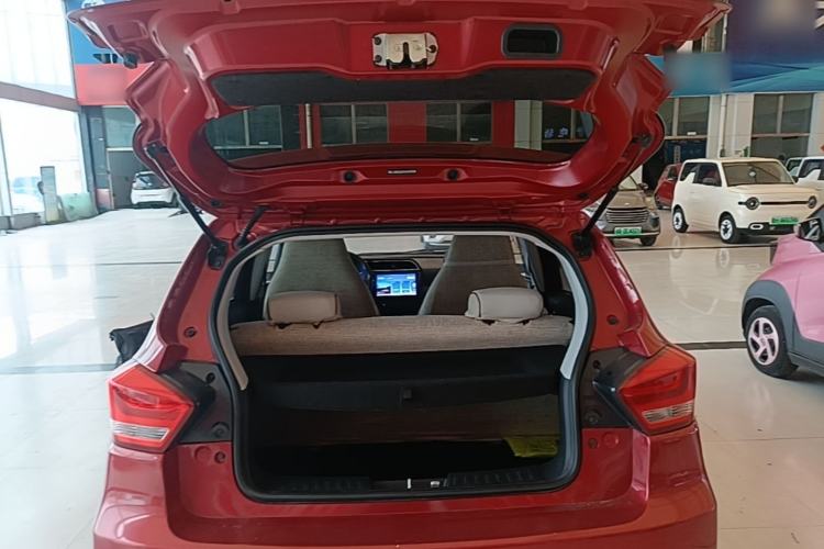 Used BAIC New Energy EC 2017 EC200 Dynamic Edition Trunk