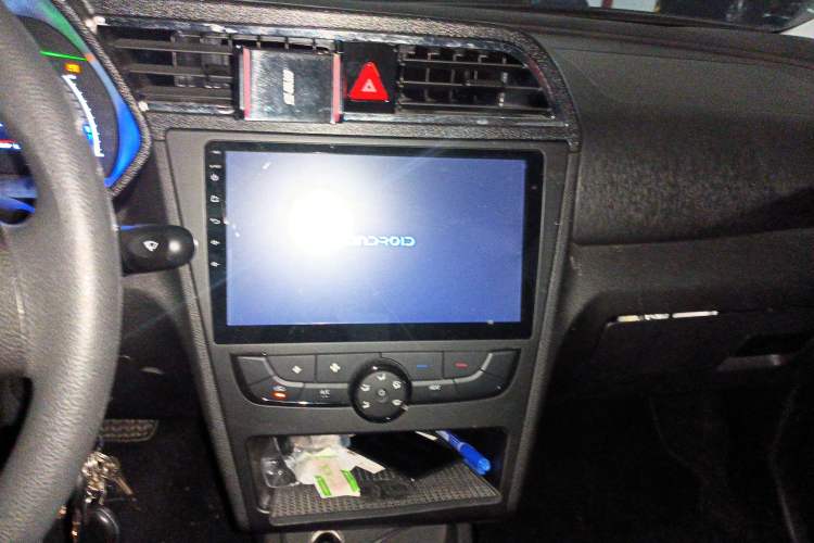 Used BAIC New Energy EC 2017 EC200 Dynamic Edition Audio And AC Panel